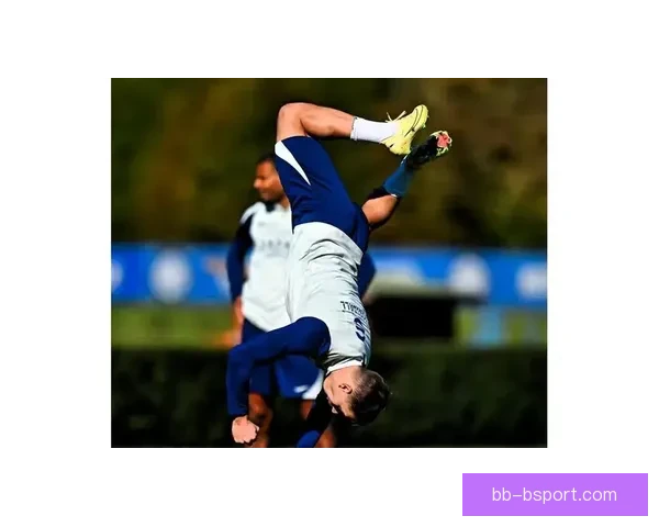 孔蒂掌舵那不勒斯开启高强度体能训练模式