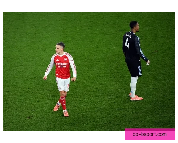 特罗萨德错失关键点球机会阿森纳错失胜利良机引发热议