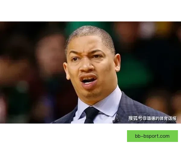 巴尔韦德欧冠主场凌空世界波力挽狂澜绝平曼城